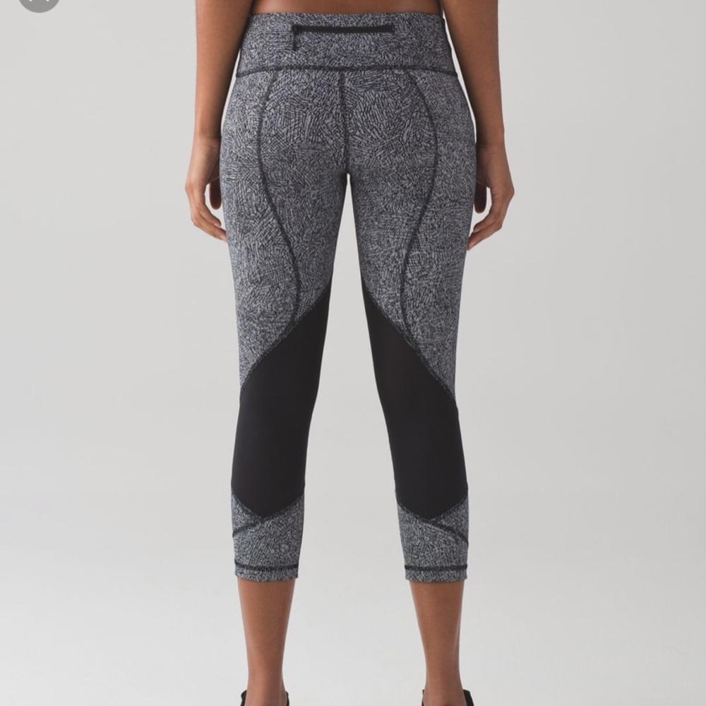Lululemon Pace Rival Crop 8